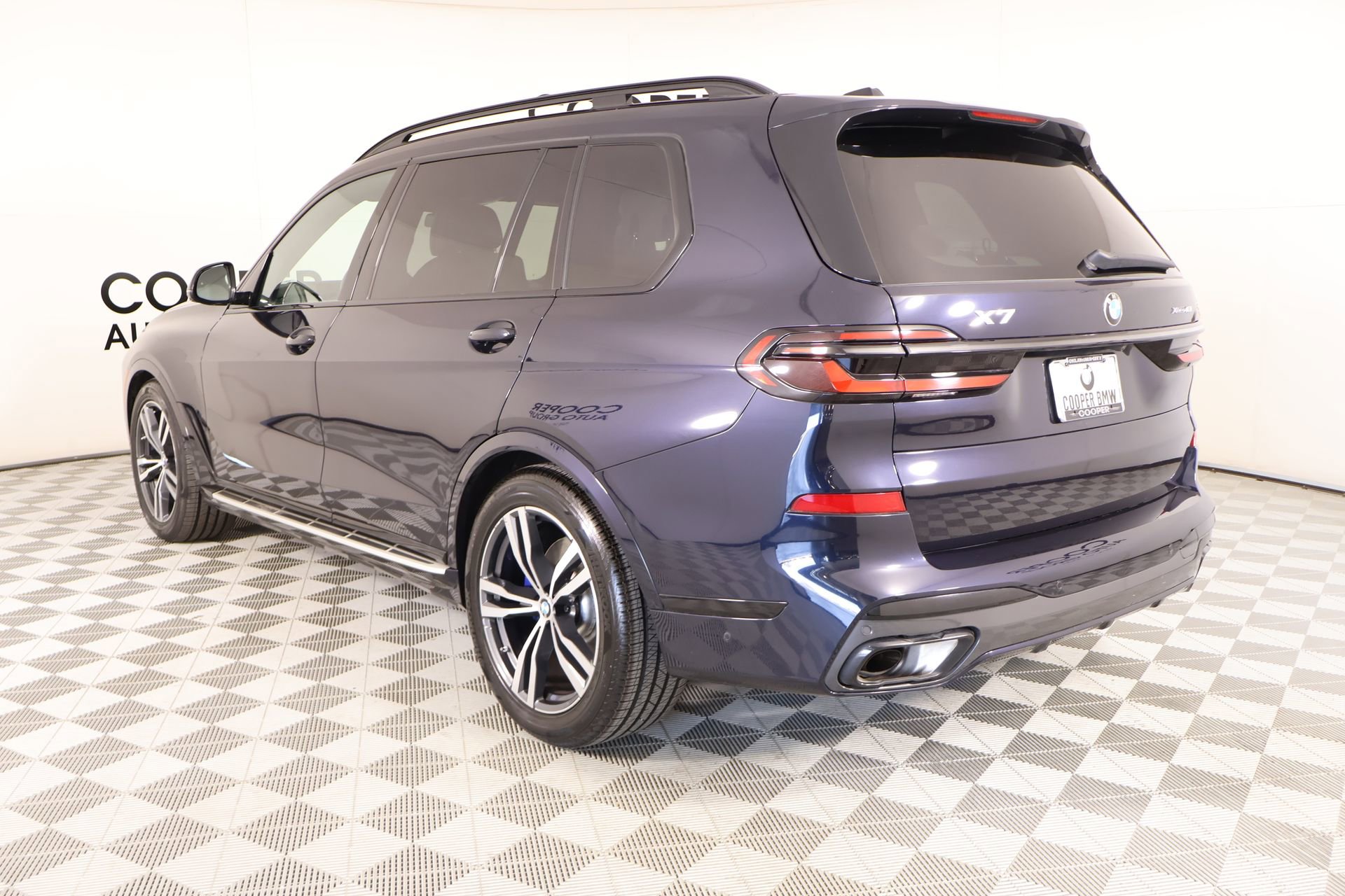 Used 2025 BMW X7 xDrive40i image 24
