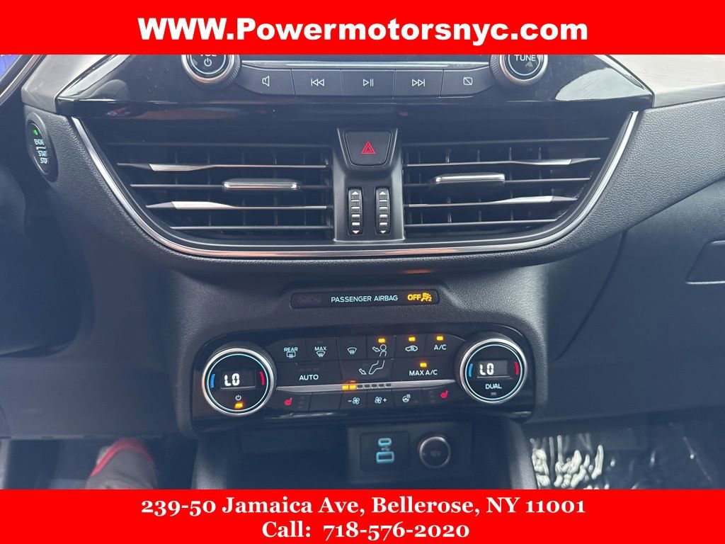 Used 2021 Ford Escape Titanium image 38