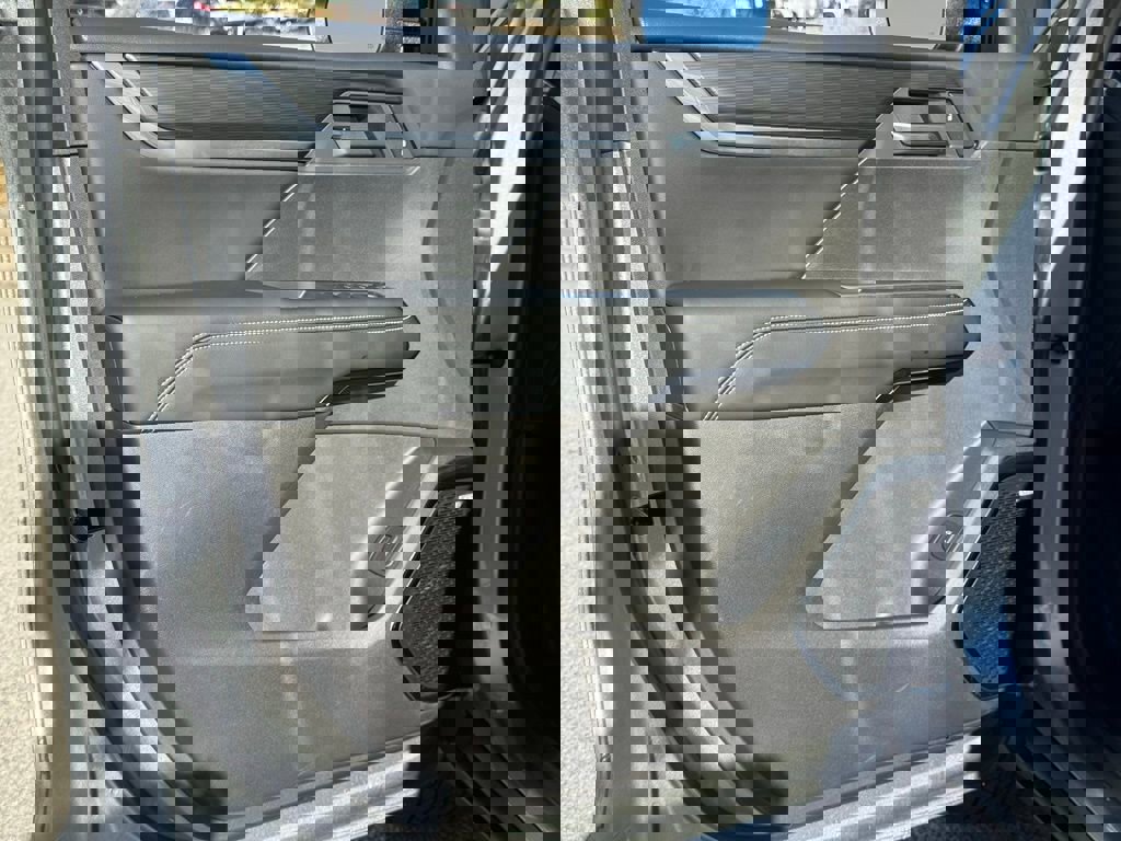 New 2026 GMC Acadia Elevation w/ Elevation Premium Package image 15