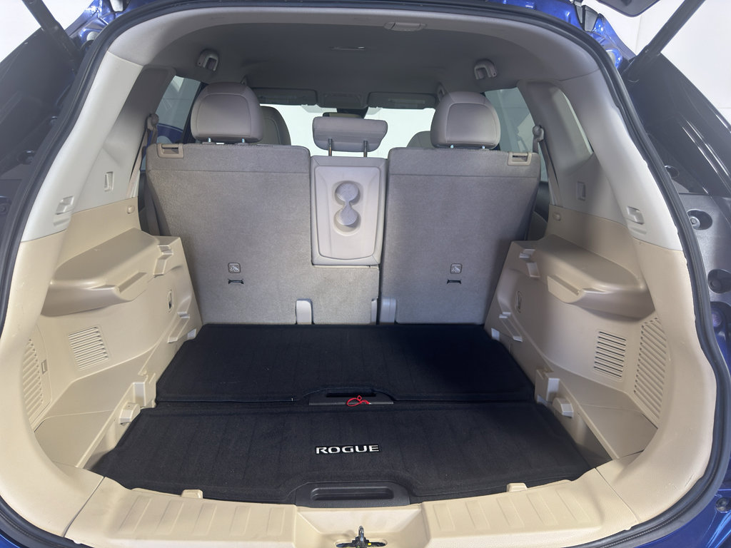 Used 2020 Nissan Rogue SV AWD/4WD image 35