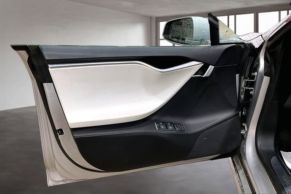 Used 2017 Tesla Model S 100D image 21