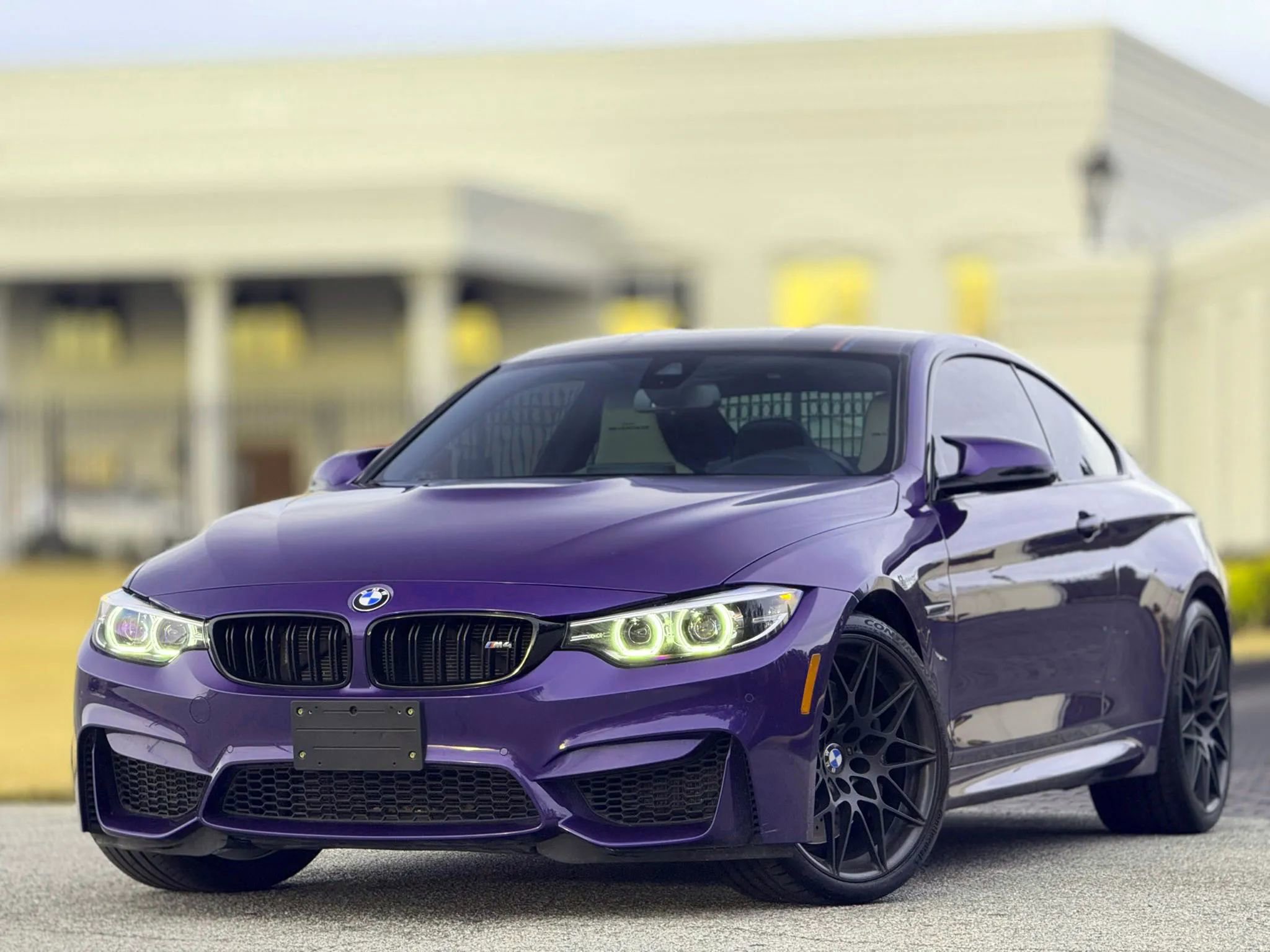 Used 2020 BMW M4 Coupe w/ Competition Package image 2