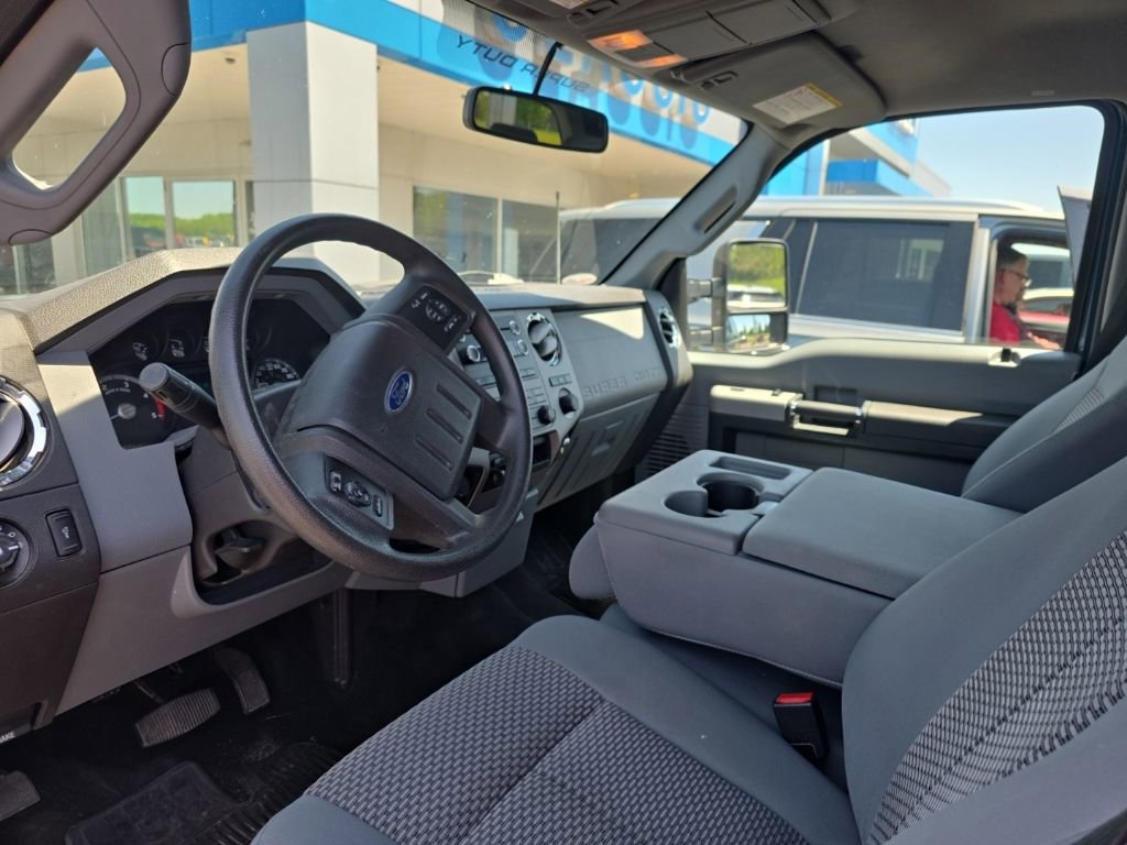 Used 2016 Ford F350 XLT w/ XLT Interior Package AWD/4WD image 10