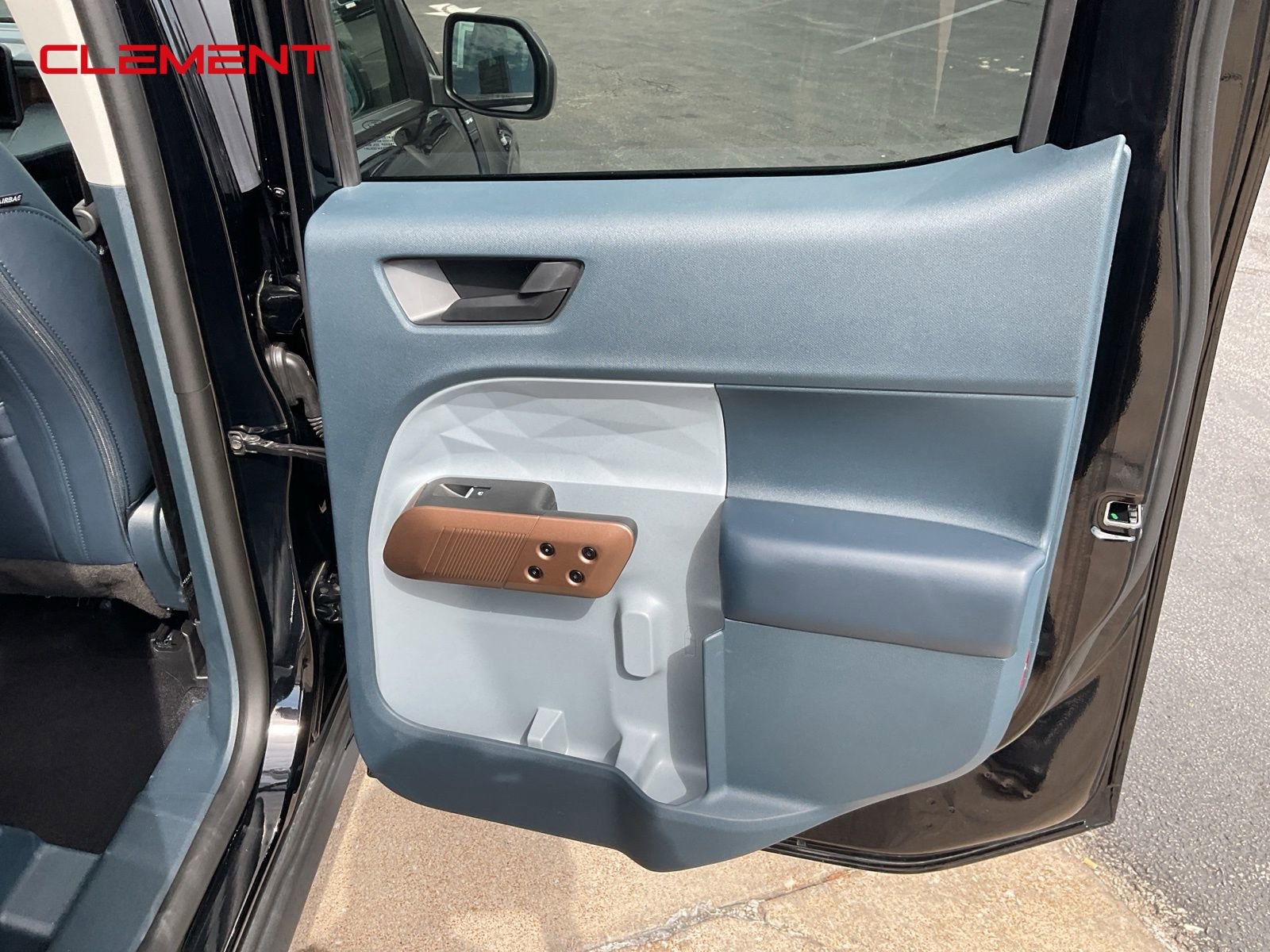 Used 2023 Ford Maverick Lariat w/ Lariat Luxury Package image 28