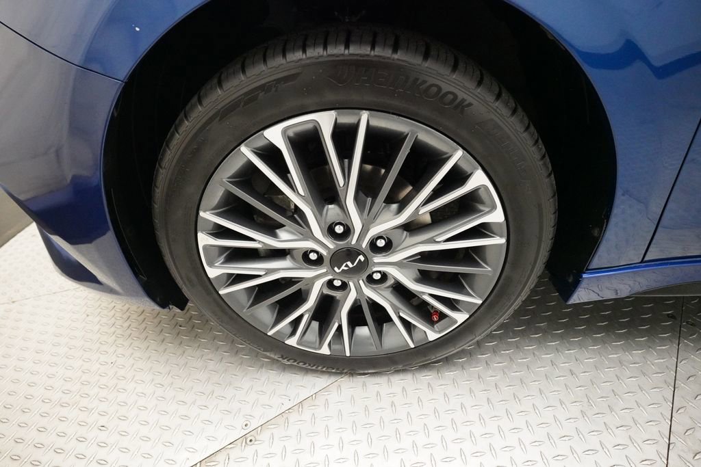 Used 2024 Kia Forte GT-Line w/ GT-Line Premium Package image 26