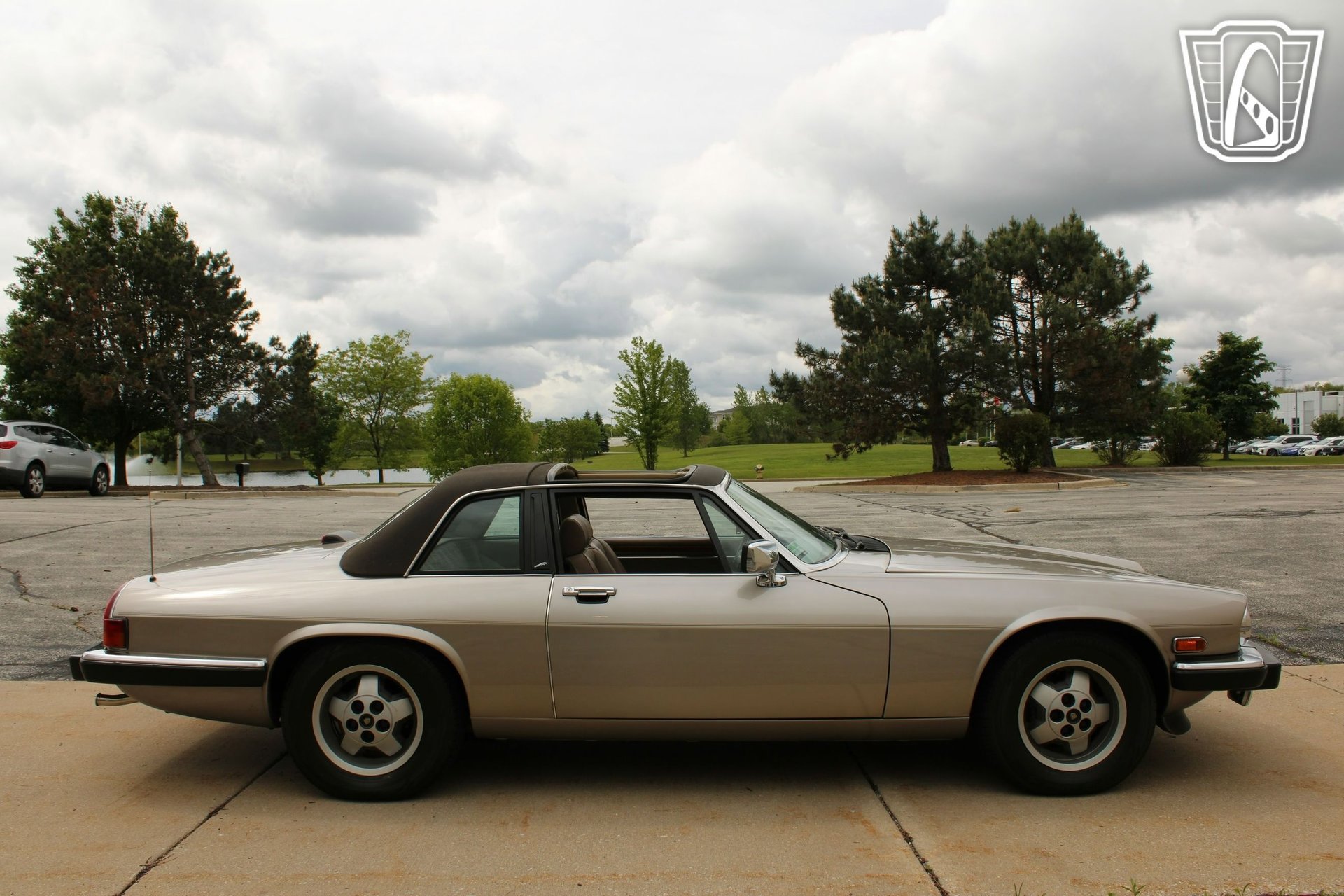 Used 1988 Jaguar XJS V12 Convertible image 6