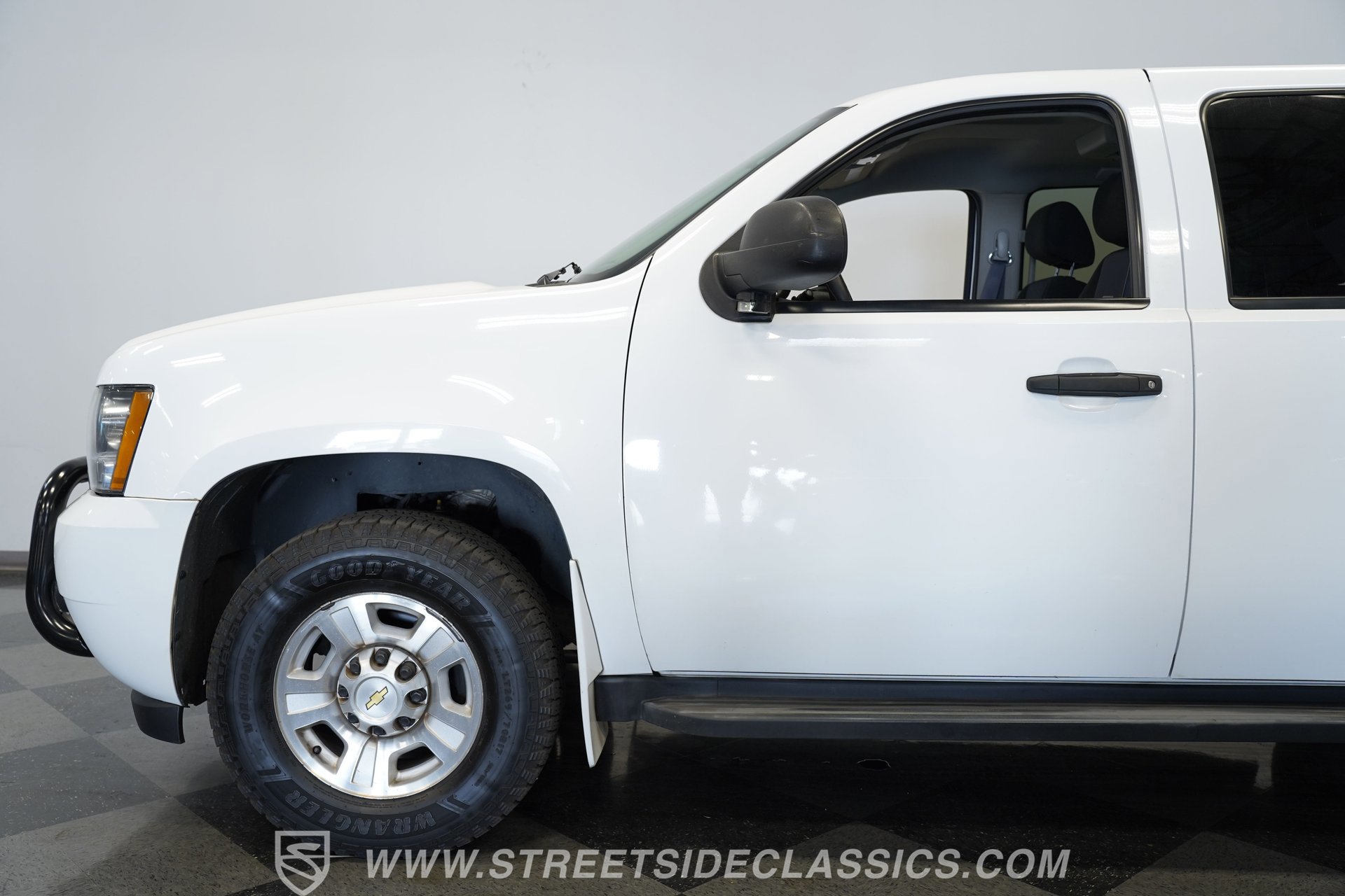 Used 2012 Chevrolet Suburban 2500 w/ Skid Plate Package image 23