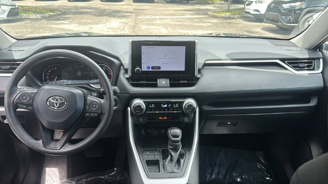 Used 2024 Toyota RAV4 XLE FWD image 13
