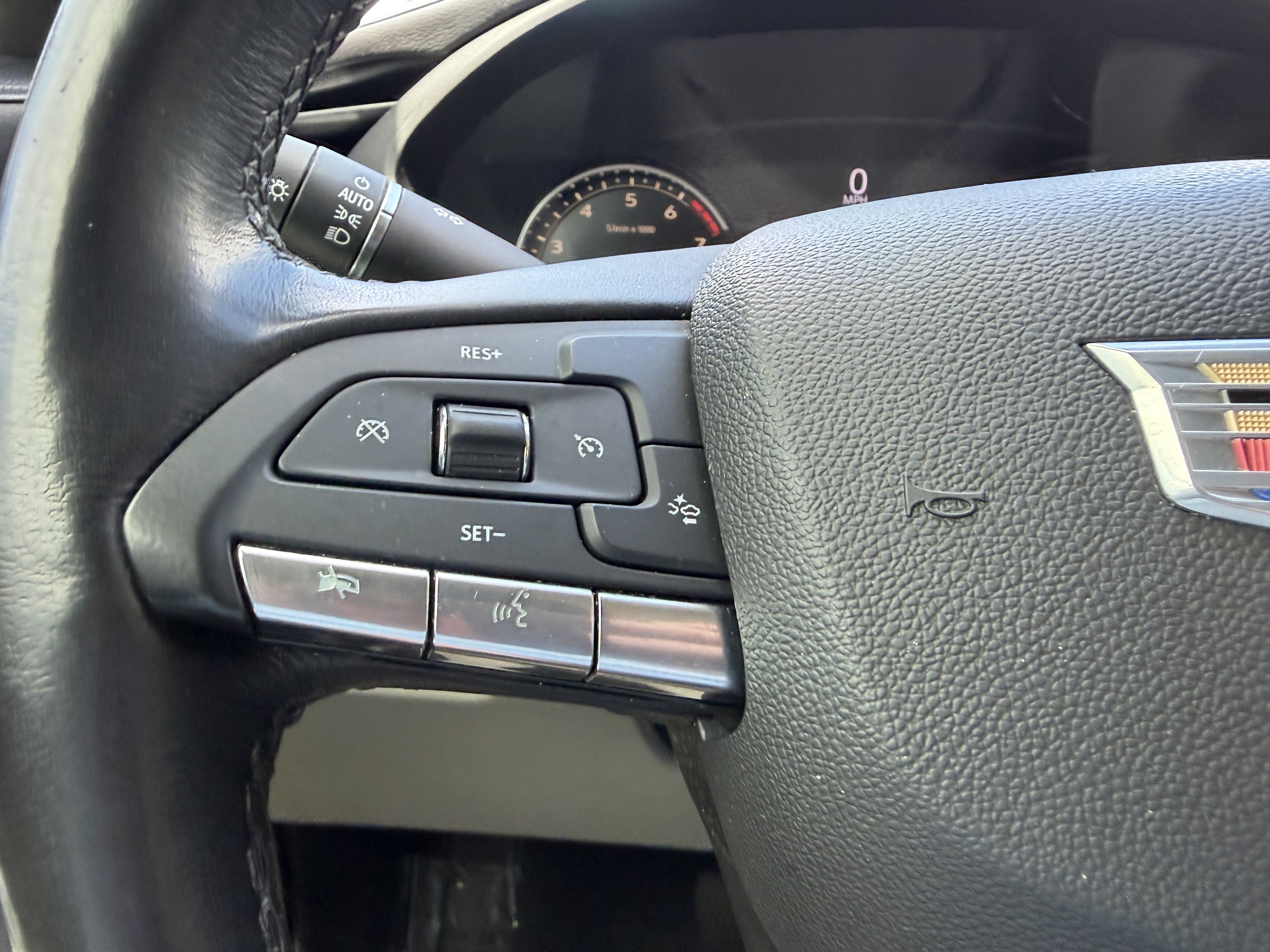 Used 2020 Cadillac XT4 Luxury FWD image 26