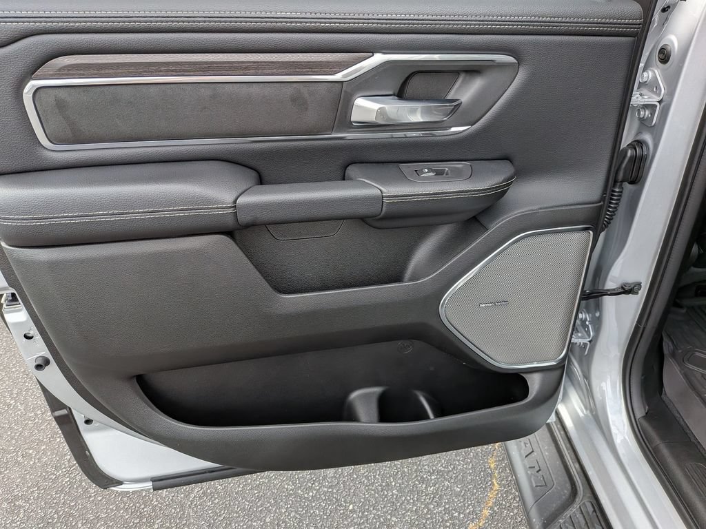 New 2026 RAM 1500 Laramie w/ Night Edition AWD/4WD image 23
