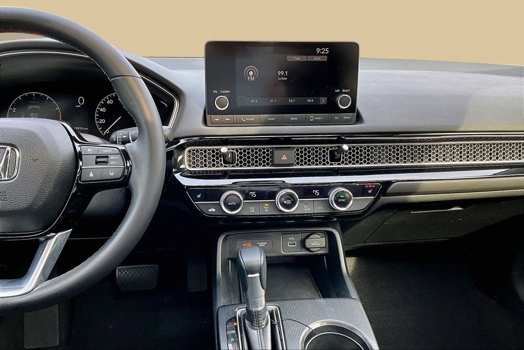 Used 2024 Honda Civic EX-L image 9