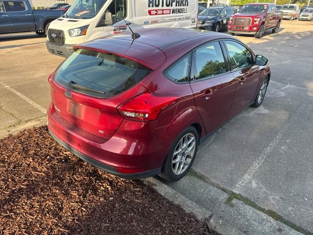 Used 2015 Ford Focus SE w/ Equipment Group 201A FWD image 13