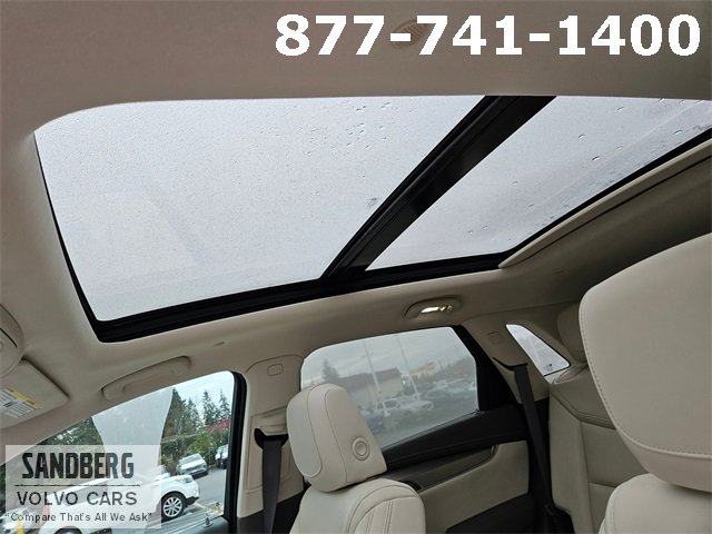 Used 2017 Cadillac XT5 Luxury w/ Driver Awareness Package image 21