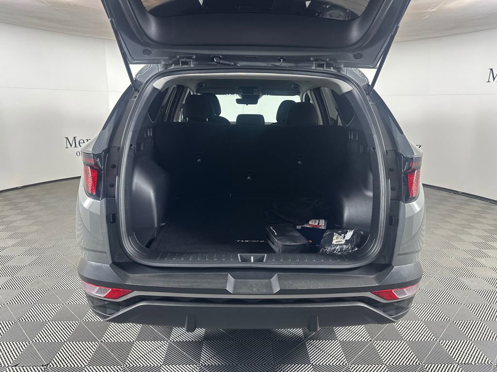 Used 2024 Hyundai Tucson SE image 18