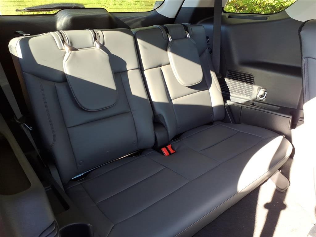 New 2025 Ford Explorer Active w/ Active Comfort Package image 12