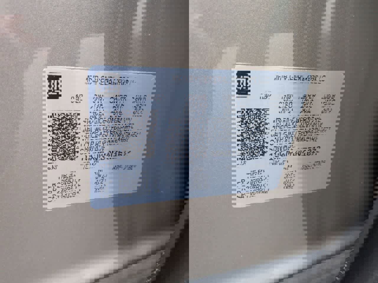 Used 2022 GMC Acadia SLE w/ Driver Convenience Package image 34