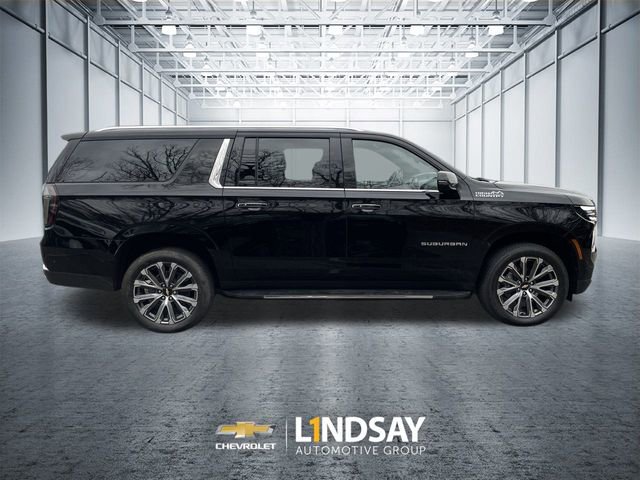 New 2026 Chevrolet Suburban High Country image 9