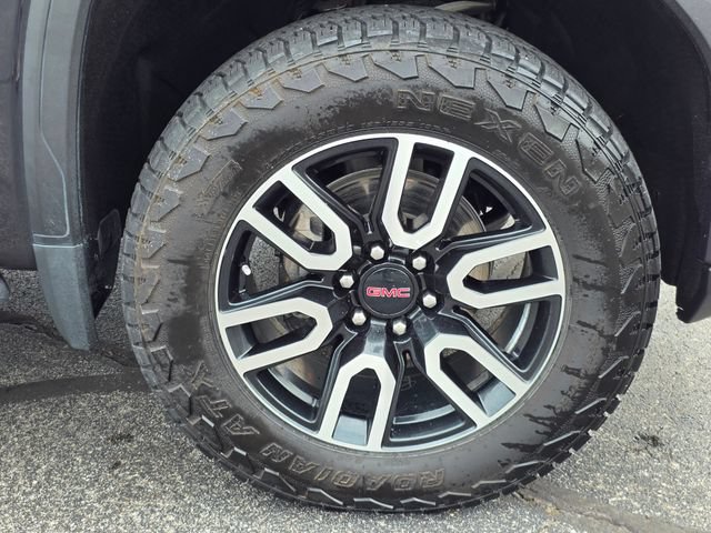 Used 2023 GMC Sierra 1500 AT4 w/ AT4 Premium Package AWD/4WD image 17