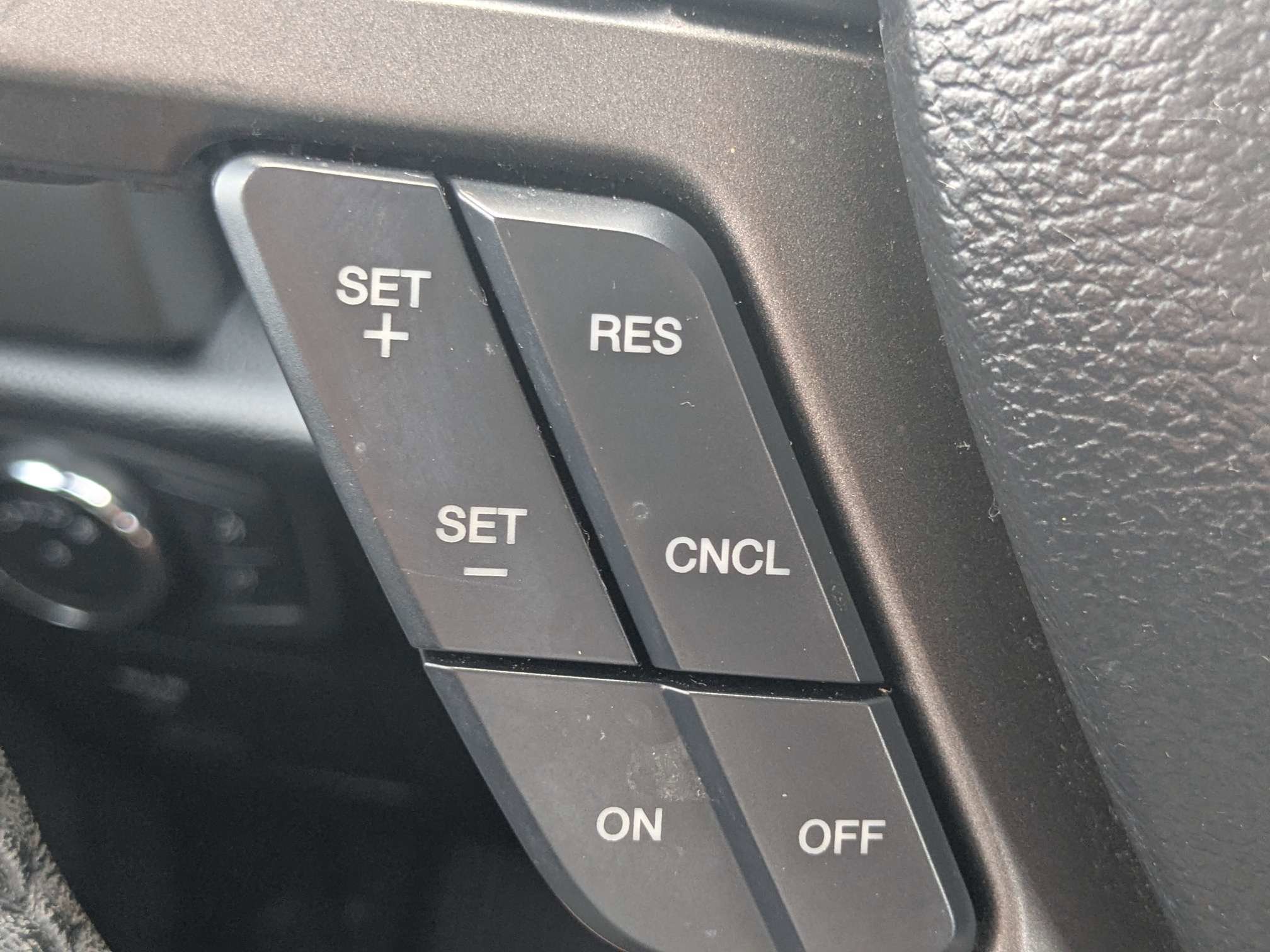 Used 2020 Ford Expedition XLT w/ Equipment Group 201A RWD image 31