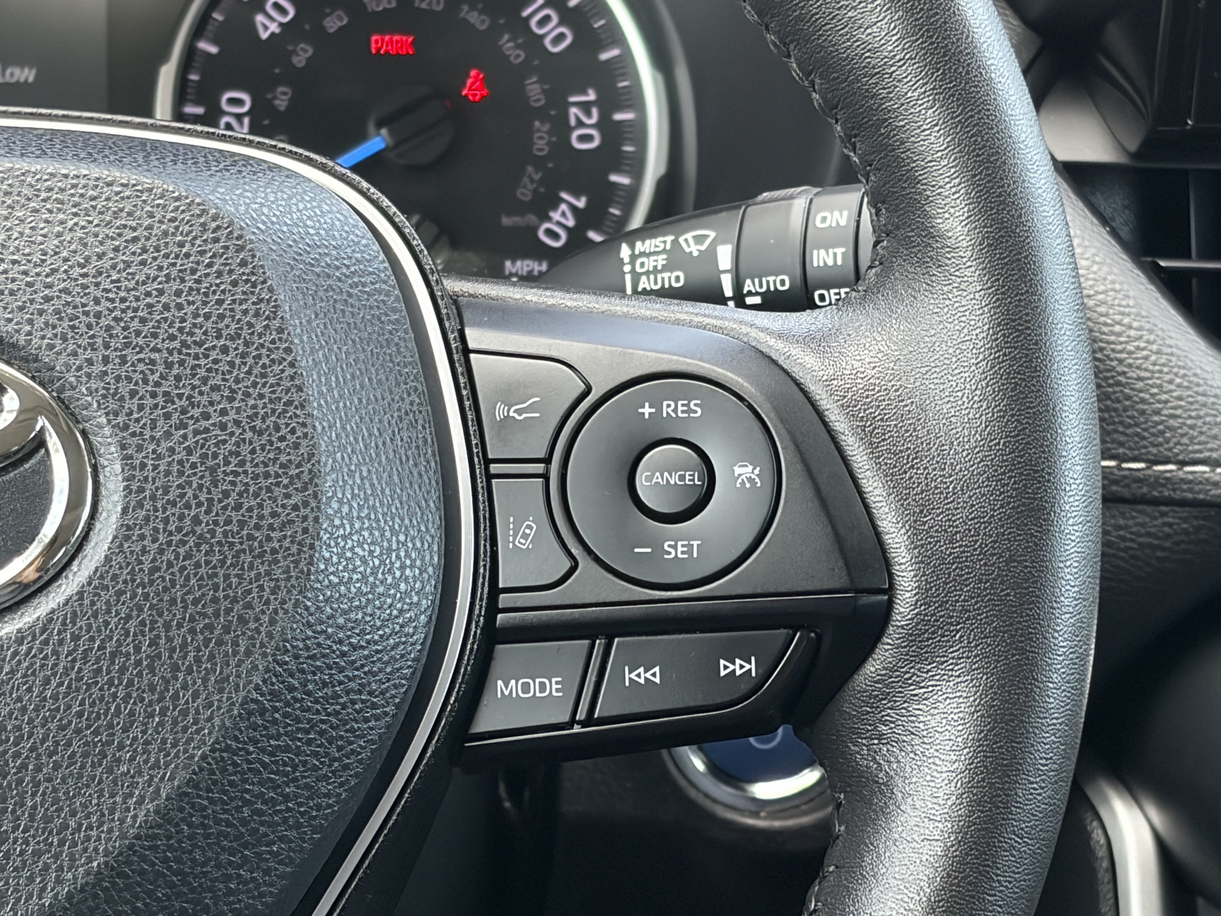 Certified 2022 Toyota RAV4 XLE Premium AWD/4WD image 18