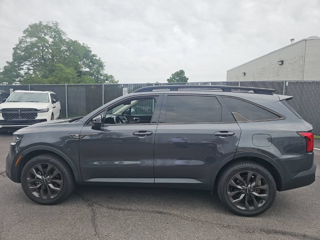 Used 2022 Kia Sorento SX Prestige w/ Rust Color Package AWD/4WD image 9