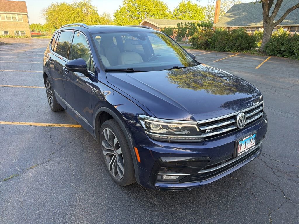 Used 2021 Volkswagen Tiguan SEL Premium R-Line AWD/4WD image 2