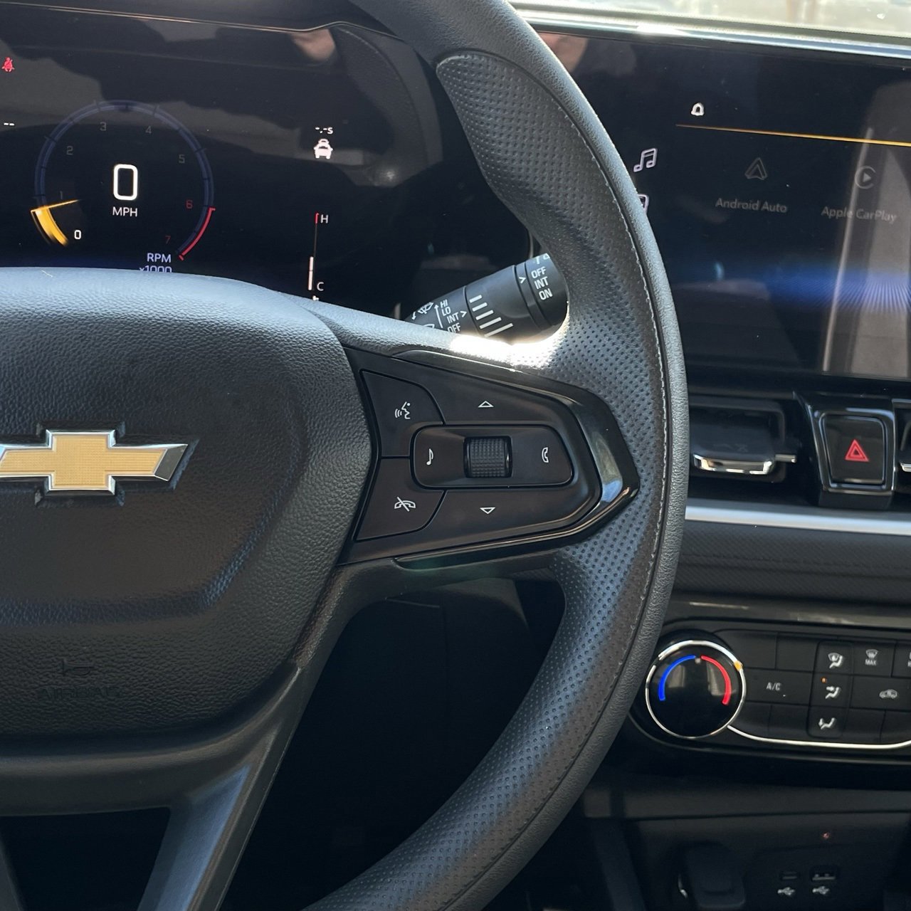 Used 2025 Chevrolet TrailBlazer LT image 14