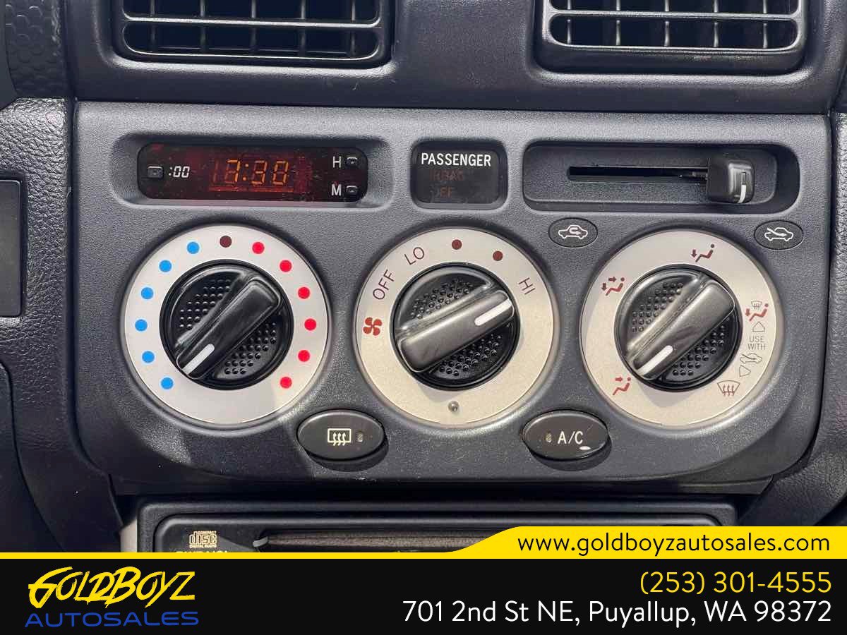 Used 2000 Toyota MR2 RWD image 16