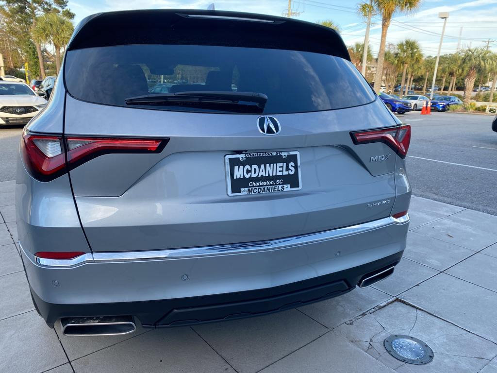 Certified 2023 Acura MDX SH-AWD w/ Advance Package image 4