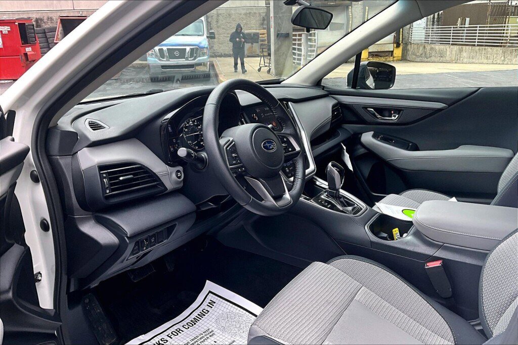 Certified 2022 Subaru Outback Premium image 10