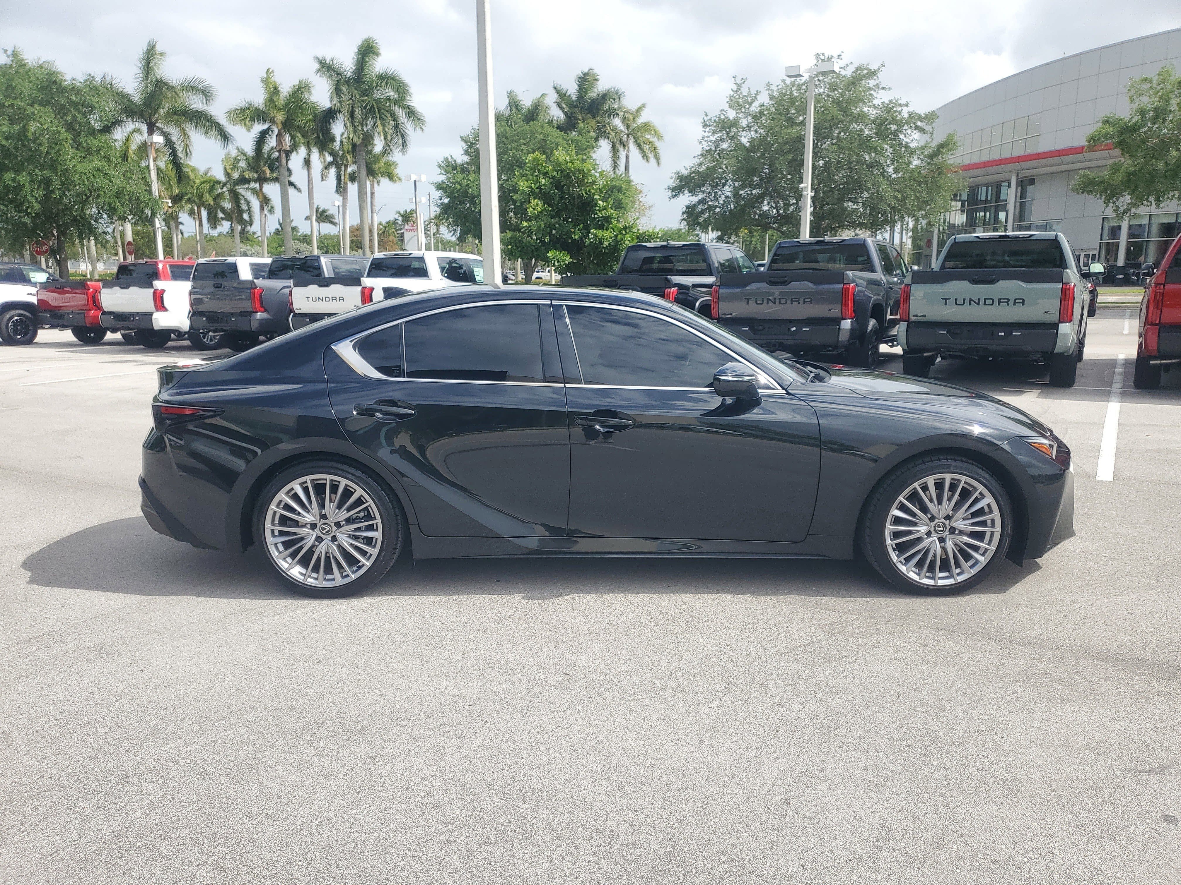 Used 2025 Lexus IS 300 w/ Premium Package RWD image 11