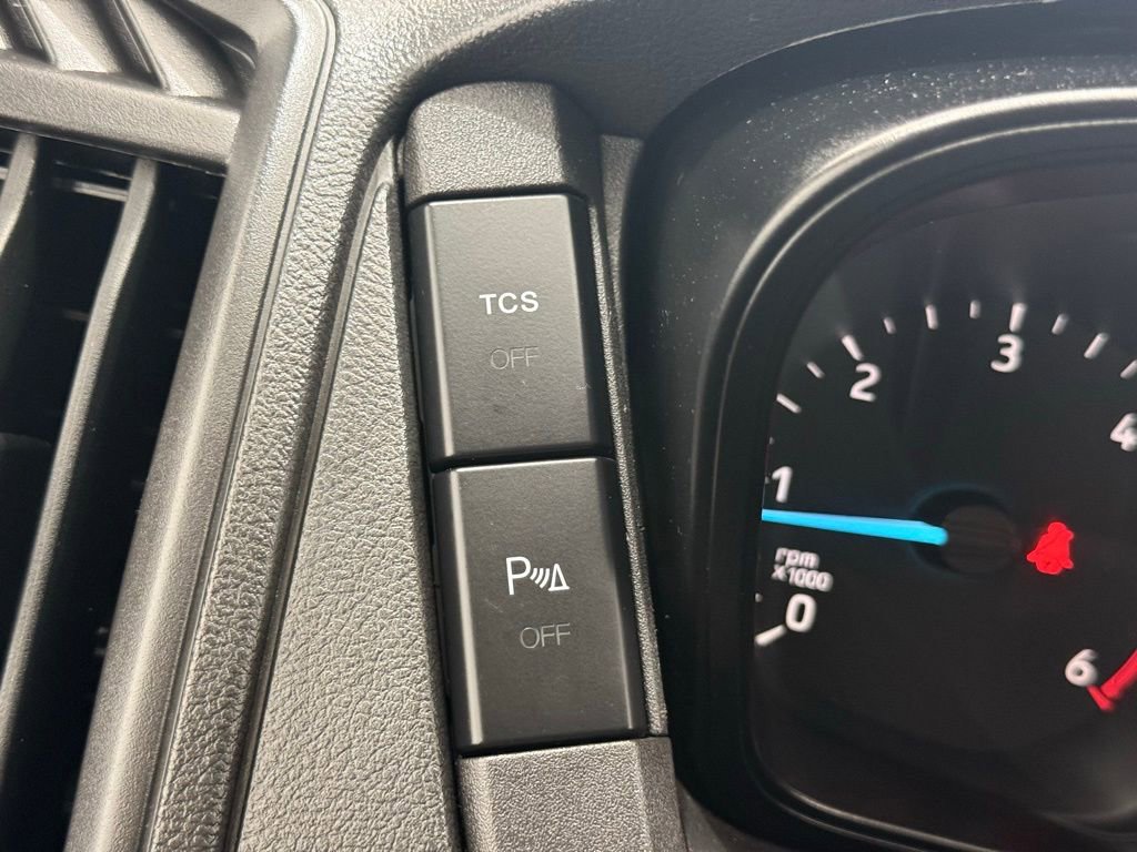 Used 2019 Ford Transit 350 XLT image 26