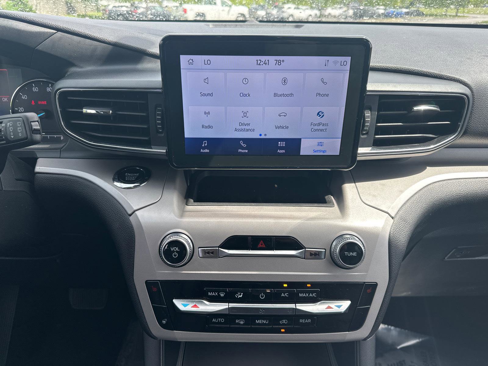 Certified 2023 Ford Explorer XLT w/ Equipment Group 202A AWD/4WD image 15