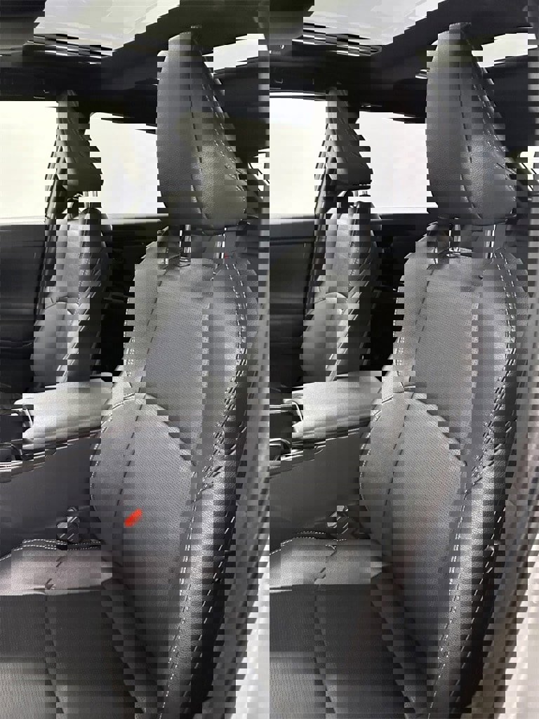 Used 2023 Toyota bZ4X Limited image 14