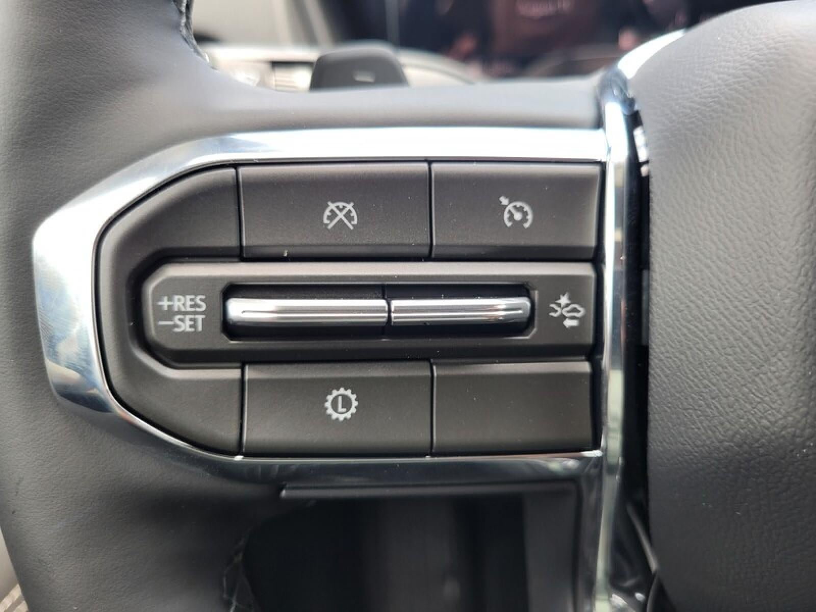 New 2027 GMC Terrain Elevation w/ Black Edition FWD image 18
