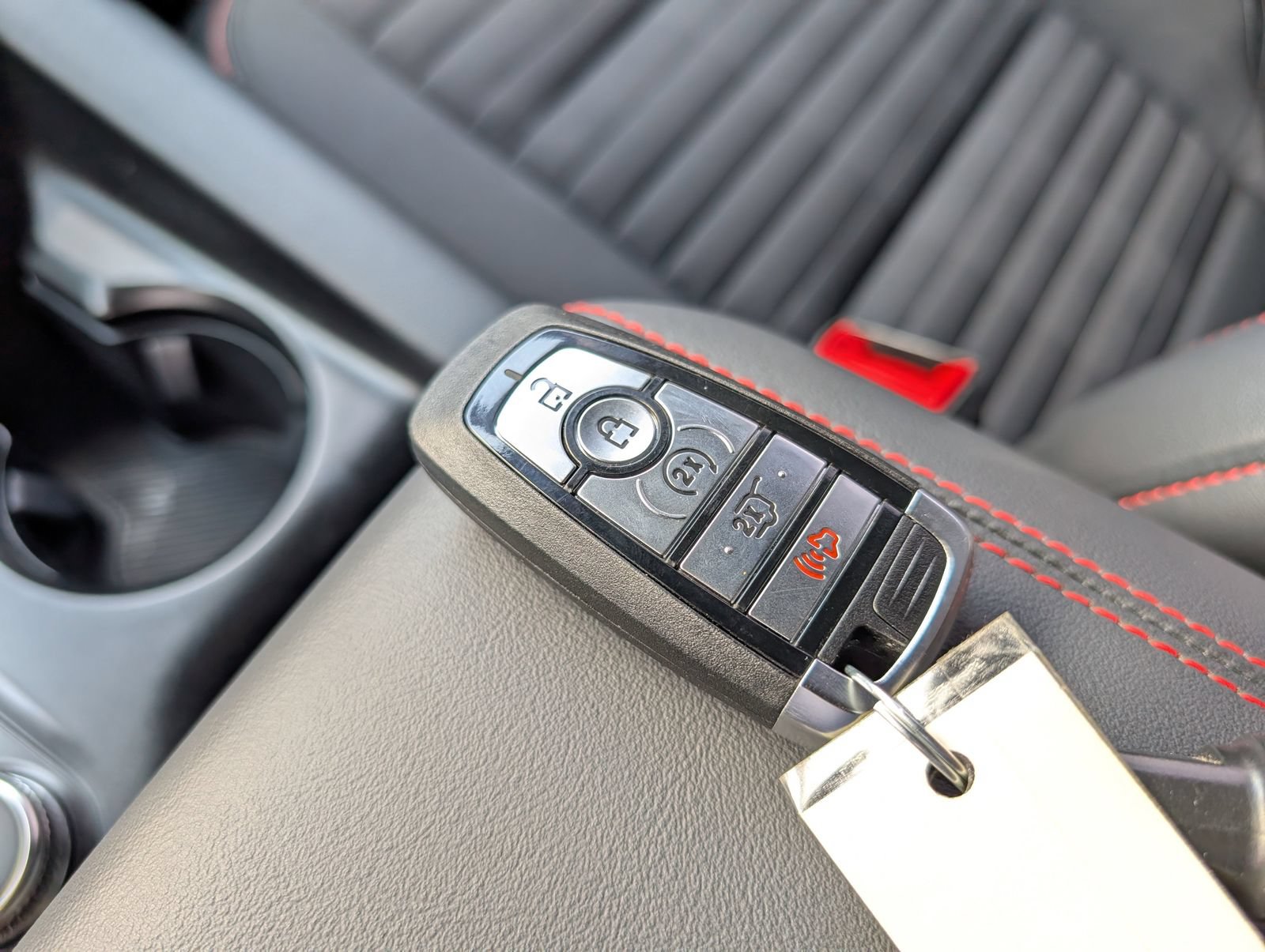 Used 2025 Ford Explorer ST-Line w/ Premium Package RWD image 38