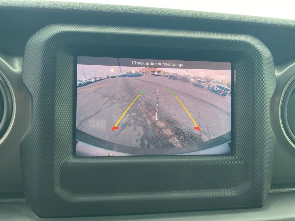 Used 2022 Jeep Wrangler Unlimited Sport image 23