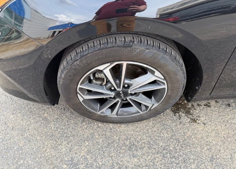 Certified 2023 Kia Forte LXS image 15