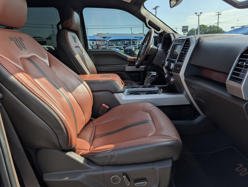 Used 2019 Ford F150 King Ranch w/ Equipment Group 601A Luxury AWD/4WD image 34