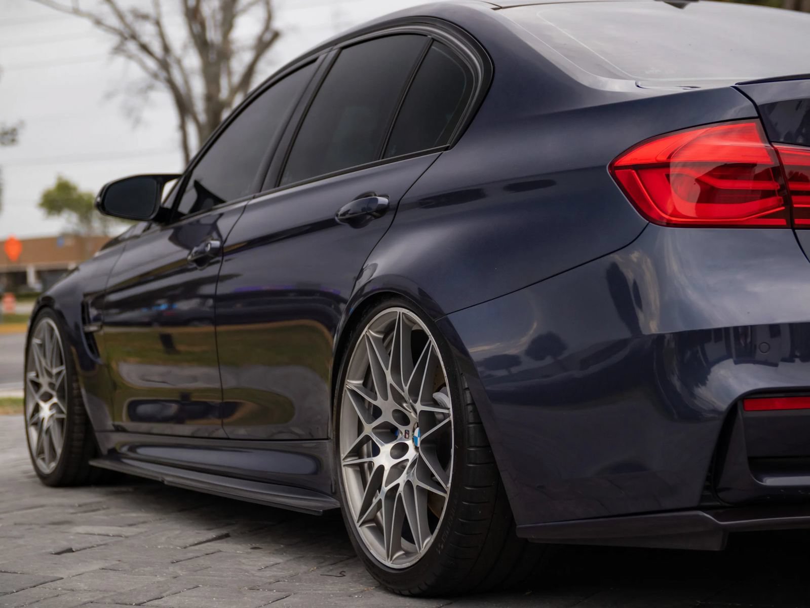 Used 2017 BMW M3 RWD image 10