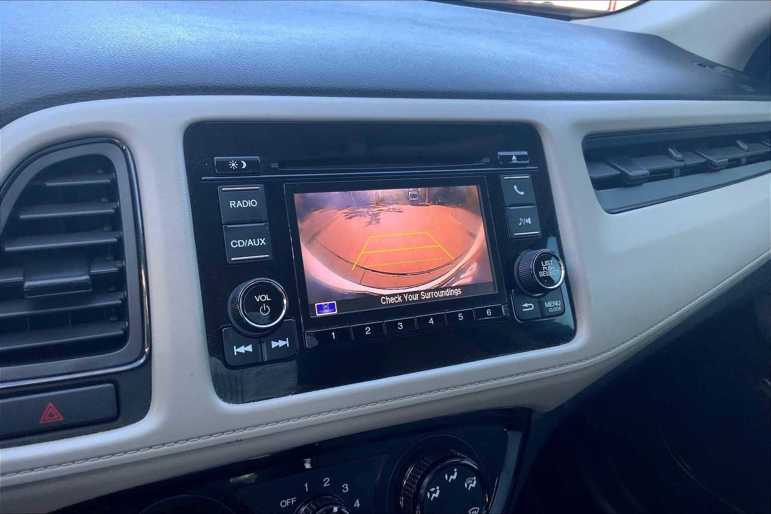 Used 2018 Honda HR-V LX image 27
