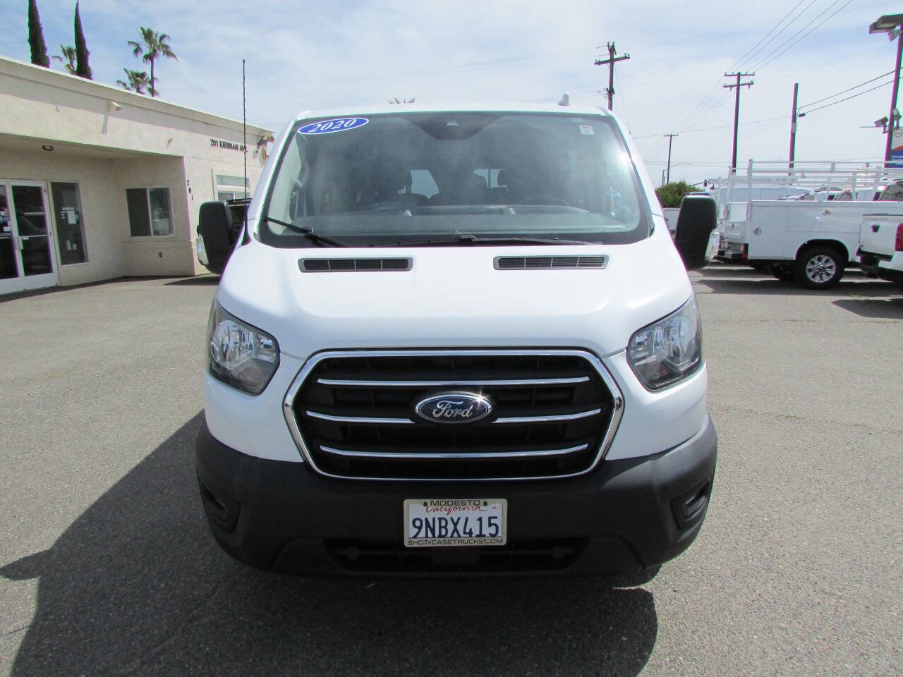 Used 2020 Ford Transit 150 XL RWD image 3