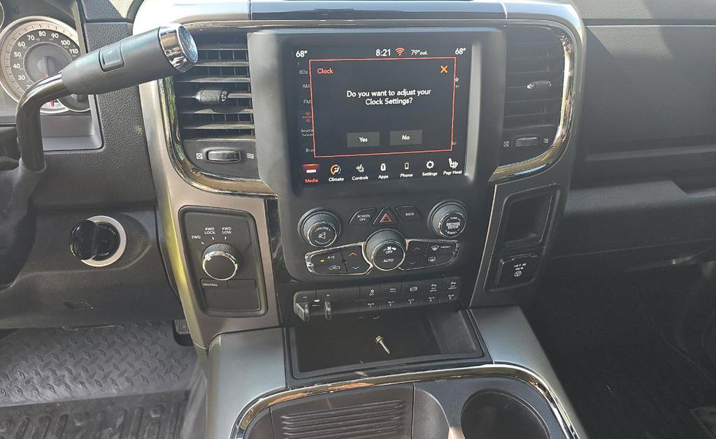 Used 2018 RAM 2500 Big Horn w/ Sport Appearance Group AWD/4WD image 15