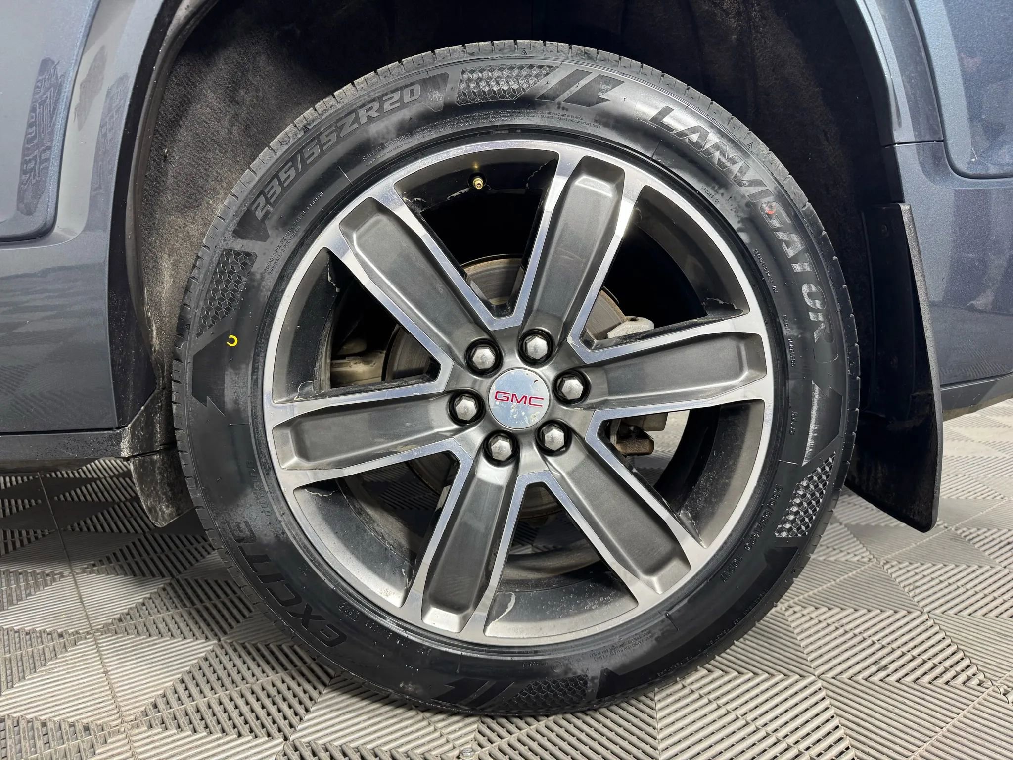 Used 2019 GMC Acadia Denali w/ Technology Package image 50