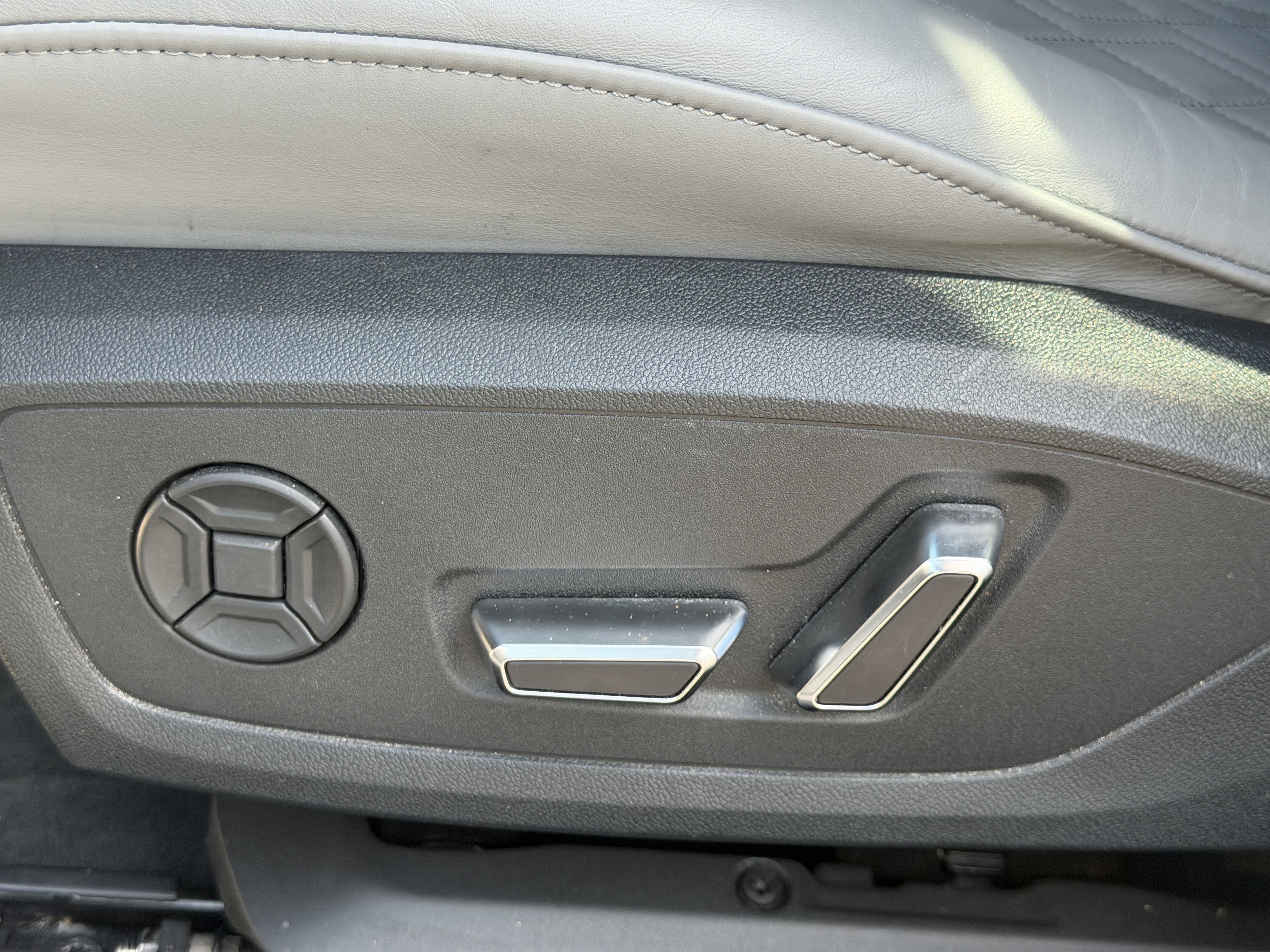Used 2021 Audi S6 Prestige image 17