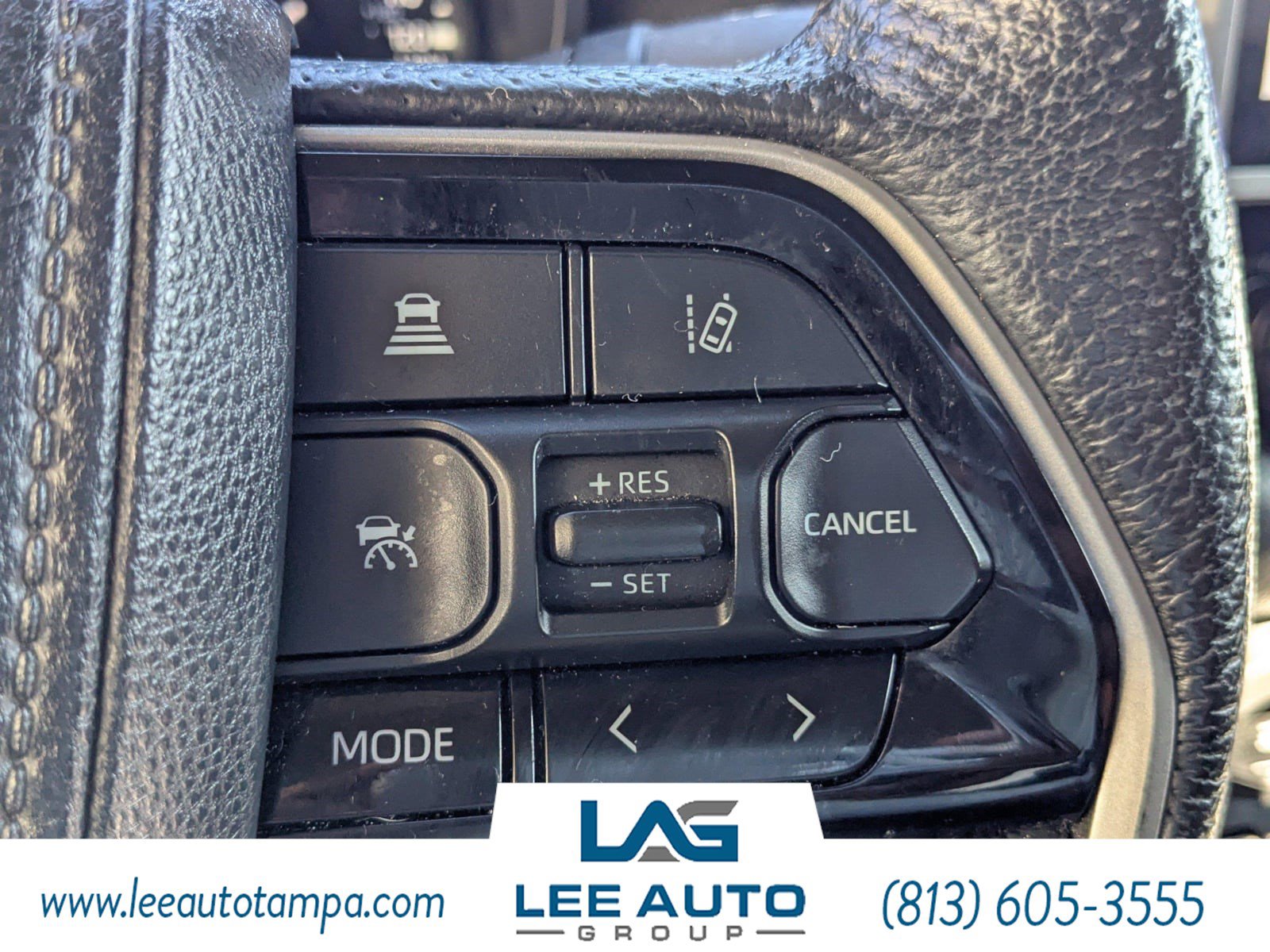 Used 2022 Toyota Tundra Limited AWD/4WD image 25