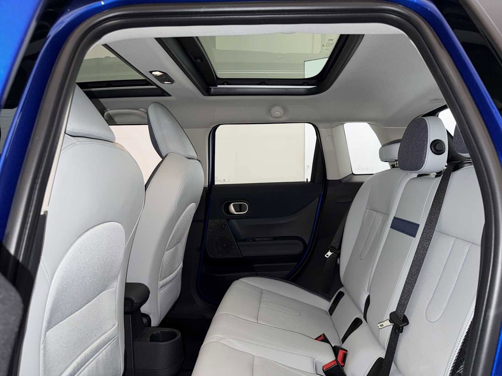 Certified 2025 MINI Cooper S FWD image 21