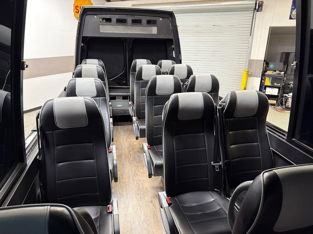 Used 2019 Mercedes-Benz Sprinter 170 Cargo image 34