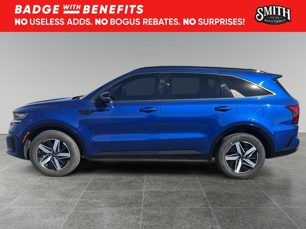 Used 2023 Kia Sorento S image 7