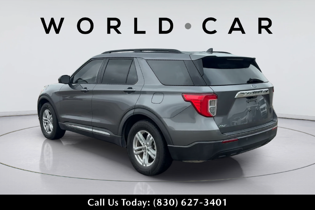 Used 2021 Ford Explorer XLT RWD image 9
